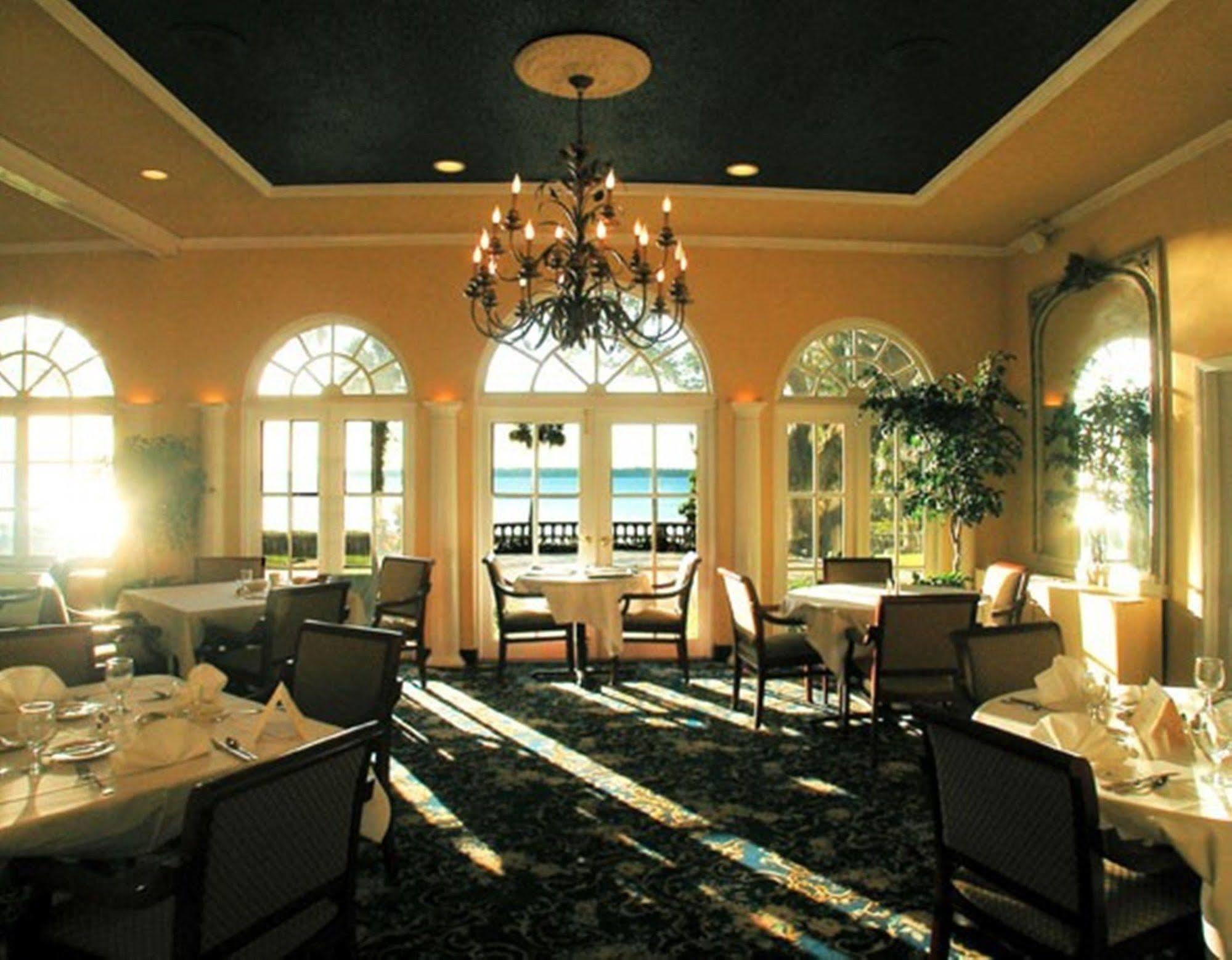 Hotel Club Continental Orange Park Exteriér fotografie